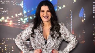 Κατερίνα Ζαρίφη: "Εγώ και ο Μουτσινάς ήμασταν η αρκούδα και ο καραφλός - Είπαν live αυτή τη φράση"