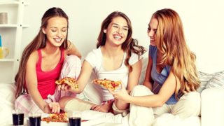 Γιατί μια γυναίκα είναι περισσότερο χαρούμενη όταν είναι single
: Νέα έρευνα τα εξηγεί όλα!