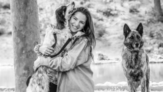 Η Εριέττα Κούρκουλου ποζάρει σε προχωρημένη εγκυμοσύνη και "τελειώνει" τους επικριτές της: "Δεν σταματάει ο κόσμος γύρω μου επειδή έτυχε να είμαι έγκυος"