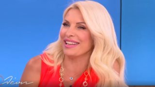 Η Ελένη Μενεγάκη για το πώς πέρασε τη γιορτή της: &quot;Έφυγα άρρωστη από εκεί&quot;