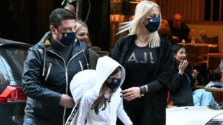 Ο Νίκος Χαρδαλιάς σε σπάνια οικογενειακή έξοδο