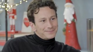 Ο Μιχάλης Σαράντης συγκίνησε τη Βάσω Λασκαράκη: &quot;Οι γονείς μου είναι εδώ αλλά δεν είναι&quot;