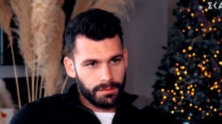 Στάθης Σχίζας: " "Κατεβάσαμε" την φωτογραφία γιατί δεν θέλω να προκαλώ. Αν λέγαμε είναι για τον τάδε φιλανθρωπικό σκοπό, θα έλεγαν "Τι καλά παιδια".