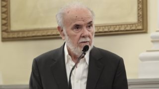 Πέθανε ο ποιητής Μιχάλης Γκανάς - Τα πιο γνωστά τραγούδια που είχε γράψει τους στίχους