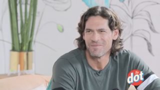 Γιάννης Σπαλιάρας: Η σειρά στο Netflix, ο ερχομός ενός παιδιού &amp; η πραγματική του ηλικία