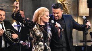 Μαρία Κορινθίου &amp; Γιάννης Αϊβάζης: Δεν θα πιστεύετε ποιο τραγούδι ερμήνευσαν στην εκπομπή του Σπύρου Παπαδόπουλου
