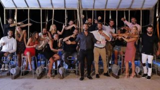 Survivor: Όσα έγιναν στο πάρτι της ένωσης: Διάσημοι και Μαχητές για πρώτη φορά διασκεδάζουν και τραγουδούν μαζί!