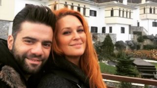 Θοδωρής Μαραντίνης – Σίσσυ Χρηστίδου : Χριστουγεννιάτικη, ρομαντική απόδραση!