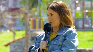 Βάσω Λασκαράκη: "Ζήτησα προκαταβολή από την παραγωγή. Τους είπα: Αν δεν μου δώσετε, δε θα έχω βενζίνη για να έρθω"