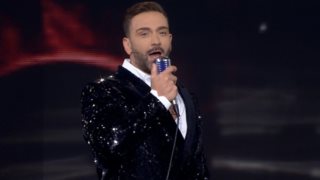 Ανατροπή! Ποιο κανάλι διεκδικεί το J2US και τον Νίκο Κοκλώνη;