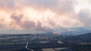 Μάχη με τις φλόγες σε Βοιωτία, Εύβοια, Καβάλα, Κύθνο - Οι εξελίξεις σε όλα τα μέτωπα