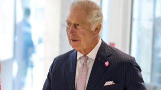 Ο βασιλιάς Κάρολος άφησε την &quot;αγαπημένη του νύφη&quot;, Kate Middleton, να κάνει το μοναδικό πράγμα που δεν θα επέτρεπε ποτέ στην Diana