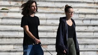 Άγγελος Λάτσιος &amp; Γαία Μερκούρη | Χαλαρές στιγμές στο κέντρο της Αθήνας