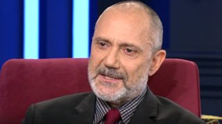 Γρηγόρης Βαλλιανάτος: Στα «Μεσάνυχτα» | Ο ρατσισμός, η ηγουμένη αδερφή του &amp; ο χαμός του Ζακ Κωστόπουλου