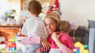 Η Δούκισσα Νομικού στο δωμάτιο της Αναστασίας | Το ιδιαίτερο κάδρο που έχει