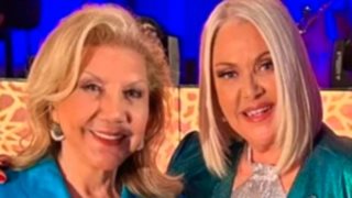 Η συγκίνηση της Ρούλας Κορομηλά για την καλεσμένη της Λίτσα Πατέρα