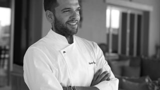 Πέτρος Συρίγος: Ακόμα ένας γοητευτικός σεφ στην κουζίνα της Ελένης! Γνωρίστε τον