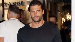 Νυχτοπερπατήματα στη Μύκονο για τον Κωνσταντίνο Βασάλο