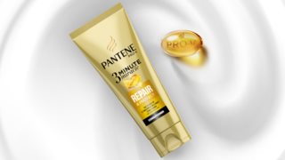 Σου αρέσουν τα μαλλιά σου;: Με το νέο Θαυματουργό Conditioner 3 Λεπτών Αναδόμηση &amp; Προστασία από το Pantene Pro-V, θα σου αρέσουν πολύ περισσότερο!