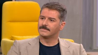 Αλέξανδρος Μπουρδούμης : Η απάντηση στη σκληρή κριτική για τους «Ενήλικες στο Δωμάτιο» &amp; η τρυφερή αναφορά στη σύντροφό του