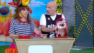 Νίκος Μουτσινάς &amp; Ματίνα Νικολάου: Το συγκινητικό «ευχαριστώ» στο τελευταίο «Καλό Μεσημεράκι»