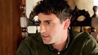 Μόνο στο Yupiii! Γη της Ελιάς SPOILER - O Αλέξης επιτίθεται σεξουαλικά στην Ελένη &amp; συλλαμβάνεται!