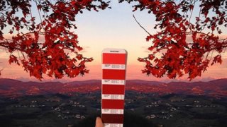 Ένας Ιταλός γραφίστας ανακαλύπτει τα χρώματα της Pantone σε φυσικά τοπία
: Τελικά, τα καλύτερα χρώματα είναι τα φυσικά
