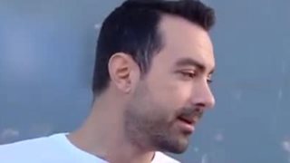 Σάκης Τανιμανίδης: H δημόσια ερωτική εξομολόγηση στη Χριστίνα Μπόμπα μπροστά στην κάμερα: «Είμαι ερωτευμένος μαζί σου, να το ξέρεις»