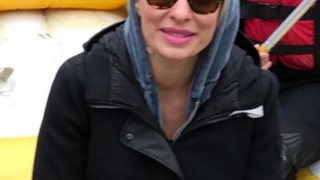 Ελένη Μενεγάκη: Η αλήθεια για το ταξίδι της εκτός Αθηνών &amp; οι πρώτες φωτογραφίες από το τριήμερό της