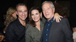 Η Όλγα Κεφαλογιάννη στο πλευρό του Μίνωα Μάτσα στην παράστασή του!