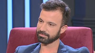 Ηλίας Τσούτσος: Η ιστορία του ανθρώπου που έπεισε τους αγρότες να φωτογραφηθούν για το σέξι ημερολόγιο
