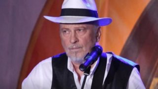 Πέθανε ο τραγουδιστής Ρόμπερτ Ουίλιαμς