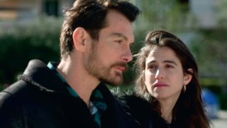 Μόνο στο Yupiii! Μαύρο Ρόδο - Spoiler: Βίκος &amp; Αλεξία ζουν μία νύχτα πάθους!