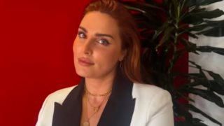 Εβελίνα Νικόλιζα: "Κάνω χρόνια ψυχοθεραπεία. Το πιο σημαντικό θέμα που έχω εγώ να λύσω..."