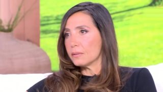 Αίθρα Λυκουρέζου: "Διαλύθηκαμε όταν πέθανε η μητέρα μου - Αυτήν τη στιγμή αισθάνομαι οικογένειά μου 3 ανθρώπους"