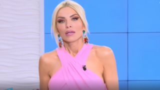 Κατερίνα Καινούργιου: "Αυτό κι αν είναι ρατσιστικό και θλιβερό κυρία μου που τα γράψατε. Έχουμε γίνει όλοι κριτές των πάντων"