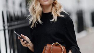 Θέλεις να κάνεις καριέρα;

: Άφησε στην άκρη το κινητό σου