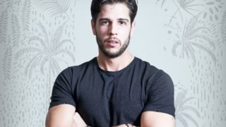 Survivor | Βασίλης Σίμος: Ποιος είναι ο πανελίστας, μοντέλο και ιχθυοπώλης που μπήκε στο reality;