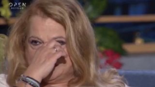 &quot;Έσπασε&quot; η Ελένη Καστάνη για την απώλεια του πατέρα της: &quot;Αυτοκτόνησε, πέθανε κάτω από ένα δέντρο&quot;