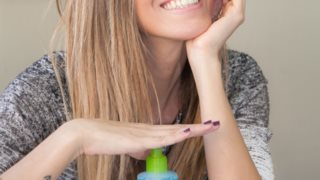 Λιπαρή επιδερμίδα: Αντιμετώπισέ την όπως σου προτείνει η fashion editor του madamefigaro.gr