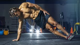 Six Pack Rules: Ο τρόπος για να χτίσεις κοιλιακούς χωρίς ούτε ένα ροκάνισμα