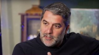 Βασίλης Μπισμπίκης: &quot;Όταν έχω την Δέσποινα Βανδή δίπλα μου αυτό το ανυπόφορο μαλακώνει, σβήνει&quot;