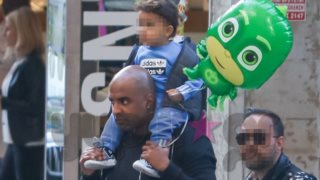 Ησαΐας Ματιάμπα: Μπαμπάς εν δράσει! Νέα εμφάνιση με τον γλυκύτατο γιο του