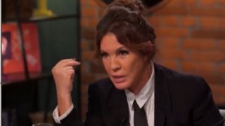 Η Βάνα Μπάρμπα μιλά για τη σεξουαλική παρενόχληση που δέχτηκε: &quot;Δεν με κοίταγε στα μάτια, του είπα..&quot;