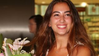 Ροδάνθη Καπαρού Καπαράκη: Επέστρεψε στην Ελλάδα! Οι πρώτες φωτογραφίες από την άφιξη της