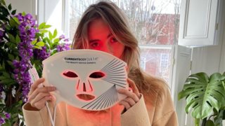 Το απίστευτο beauty tool που χρησιμοποιούν οι stars του Hollywood για να λάμψουν