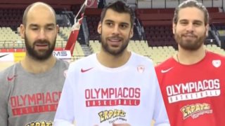 Ελένη Μενεγάκη: Οι διάσημοι παίκτες του Ολυμπιακού μιλούν για την... πρώτη τους φορά!