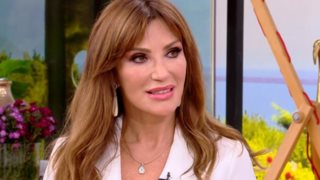 Βίκυ Χατζηβασιλείου: Οι πρώτες εικόνες από το «Γράμμα για σένα» &amp; οι αποκαλύψεις στην Καινούργιου