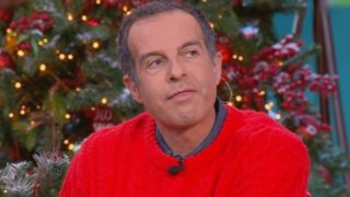 Άρης Καβατζίκης: Έφαγα κλωτσιά κανονική και μου είπε: "Εγώ δεν τον γουστάρω κι όποτε τον βλέπω θα τον βαράω""