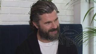 Χρήστος Βασιλόπουλος: &quot;Σκηνοθέτης μου ζήτησε να γδυθώ τελείως και να περπατήσω από τη μία άκρη της σκηνής στην άλλη&quot;